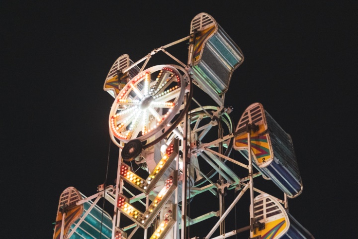 The Zipper carnival ride