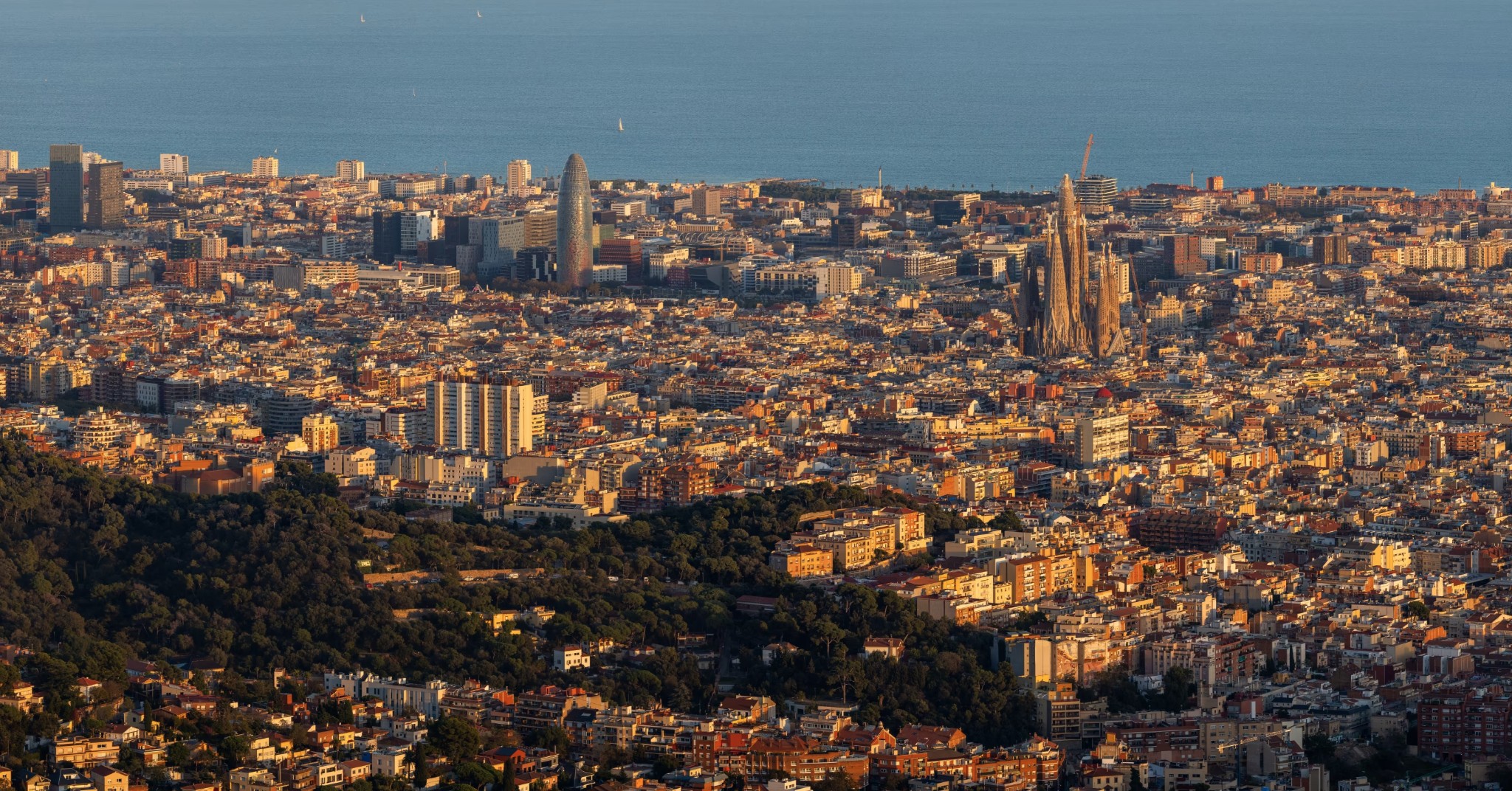 Explore Barcelona's skyline in this 1.00 gigapixel image captured from the Tibidabo Panoramic Area, located 1,680' (512m) above northeastern Barcelona.